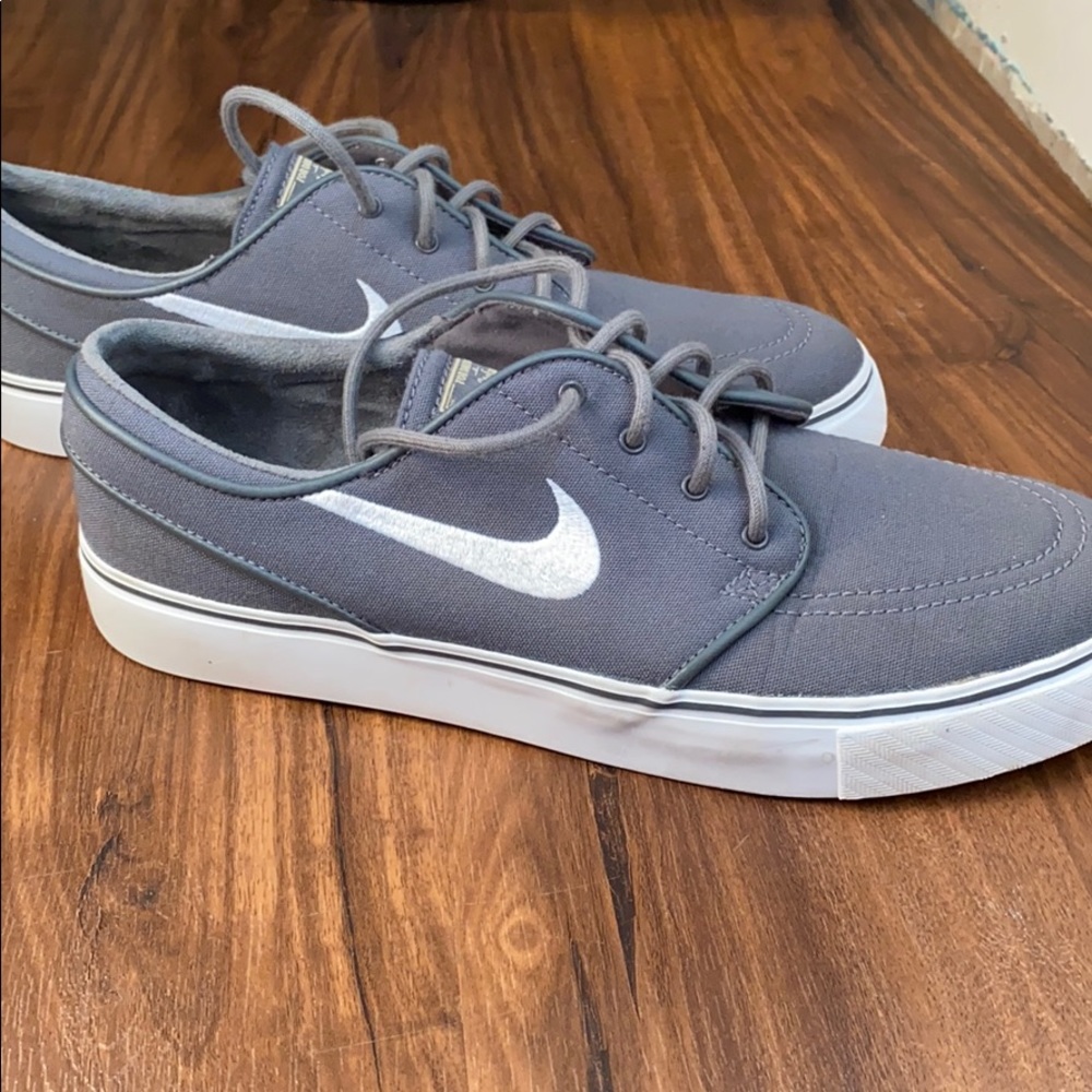 Size 10 Nike Zoom Air Stefan Janoski - Picture 1 of 8